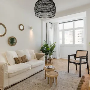  Apartment Casa Boma - Shining & Spacious With Balcony - Alvalade I Portugal